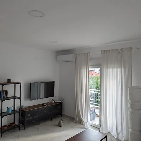 Apartment 211 *